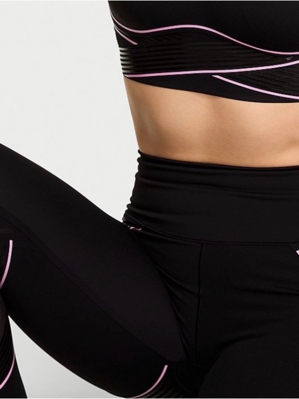 VSX Victoria’s Secret Elevate Refined Countour Leggings RARE ~ HTF
Size L NWOT - Picture 9 of 15